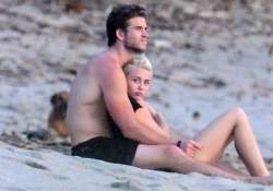 miley cyrus and liam hemsworth split see pics