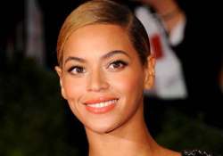 motherhood helped knowles discover herself