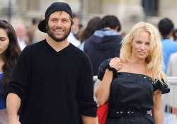 pamela anderson marries ex husband rick salomon