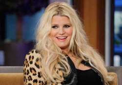 pregnant jessica simpson fed up of media