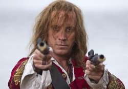 rhys ifans gets hooked on peter pan prequel