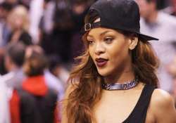 rihanna opens european tour in spain