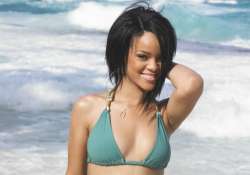 rihanna s charity for wolves see pics