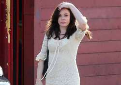 rose mcgowan sued by a wedding dj