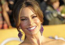 sofia vergara raising awareness about hypothyroidism