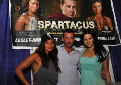 spartacus cast fell ill due to excess training