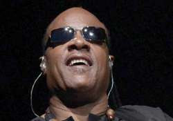 stevie wonder plays before 400 000 people in rio