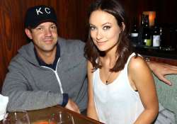 sudeikis plays fiance olivia wilde s boss