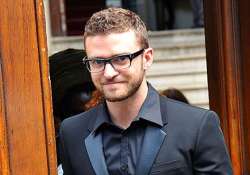 timberlake to buy stake in basketball team