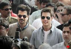 tom cruise arrives in mumbai