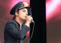 uk singer pete doherty given jail warning