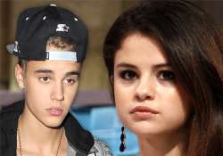 selena gomez pays damn to ex beau bieber s new girlfriends