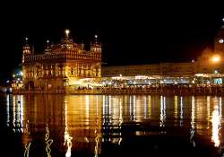 amritsar a city that brings closer to god border and tandoori chicken