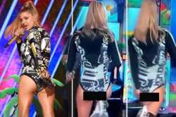 oops fergie suffers wardrobe malfunction