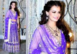 dia miza looks lovely in anita dongre purple lehenga at sangeet ceremony see pics