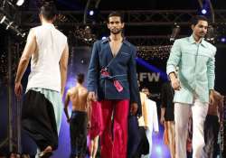 menswear outshines womenswear at indian beach fashion gala