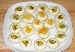 raakhi special surprise your brother with yummy sandesh