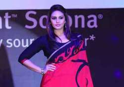 huma qureshi unveils green sari line