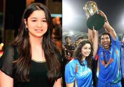 sachin tendulkar s daughter sara s fashionable pics