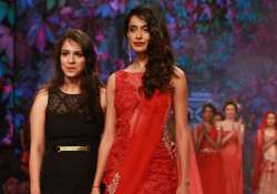 sarah jane dias sings live at ibfw