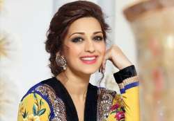 was hesitant to pen book for fear of being judged sonali bendre