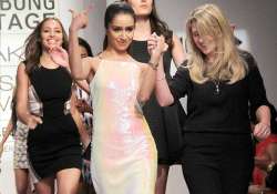 lakme fashion week 2015 miss bennett london s playful line impresses fashionistas