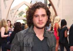 game of thrones star kit harington returns as face of jimmy choo