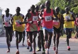 how elite kenyan athletes prove so successful in marathons