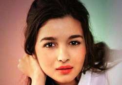 alia bhatt to endorse philips beauty range