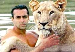 salman khan pets tiger