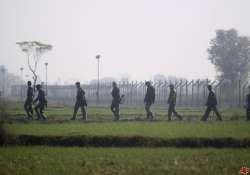 bsf pak rangers trade fire on jammu border