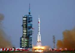 china achieves first manned space docking