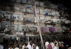 40 killed over 130 wounded in karachi bombings