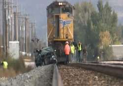 us woman trying to evade police crashes her vehicle into oncoming train