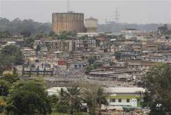 fierce fighting erupts on ivory coast border