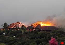 fire destroys richard branson s home in his private caribbean island