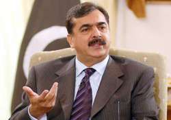 gilani downplays row with army after kayani s clarification