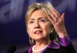 hillary welcomes india pak talks