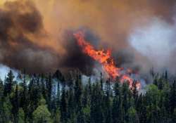 huge wildfire in arizona