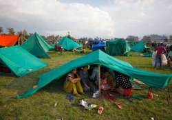 nepal sleeps out in open as aftershocks spread fear