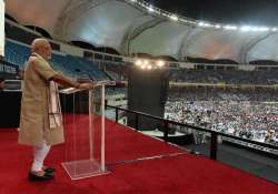 pm modi announces welfare fund e migrant portal for expats