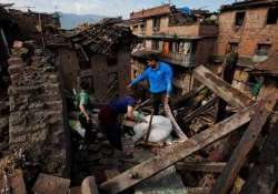 nepaldevastated british survivors return