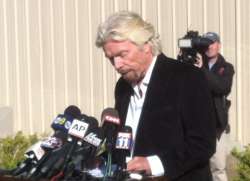 richard branson vows to find out cause of spacecraft crash