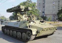 tanks roll in from russia into ukrainian rebel territory