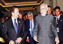 pm modi meets brunei sultan singapore pm