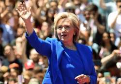 hillary clinton calls for lifting cuba embargo