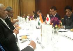 pm modi in australia day 1 business tops agenda as narendra modi meets david cameron shinzo abe