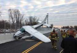 us pilot who landed on road had crashed before