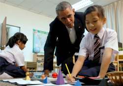 obama praises refugee kids at school in malaysia