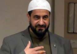 britain probes syrian cleric s murder